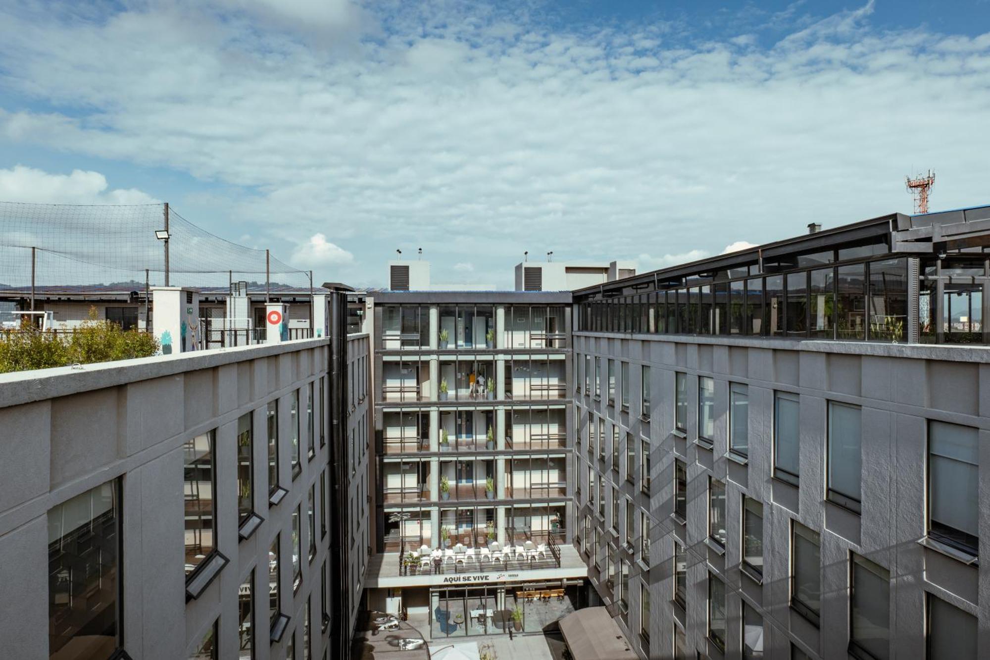 Uma Suites Chía Exteriör bild